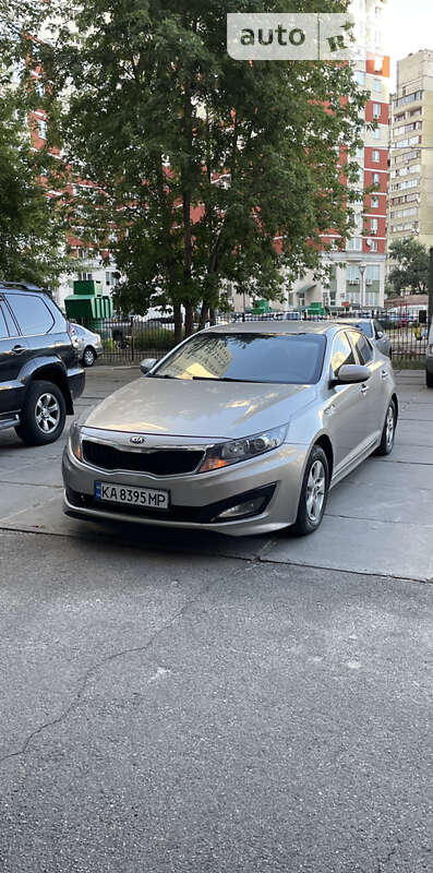 Kia K5 (2012)