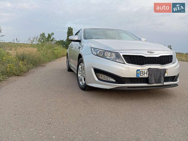 Kia K5 (2012)