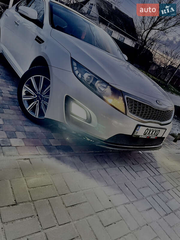 Kia K5 (2012)