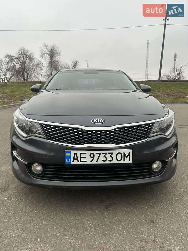 Kia K5 (2016)