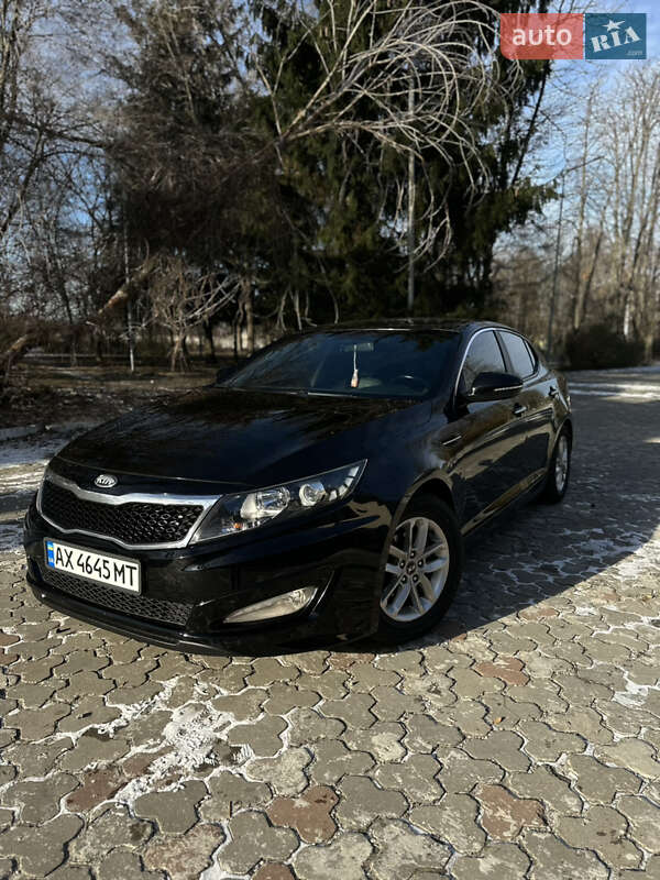 Kia K5 (2012)