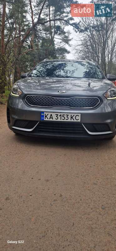 Kia Niro (2017)