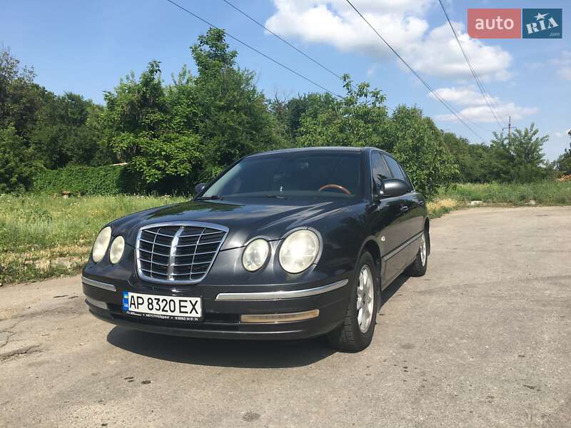 Kia Opirus (2005)