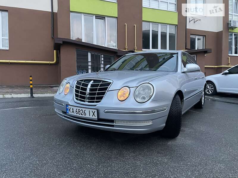 Kia Opirus (2006)