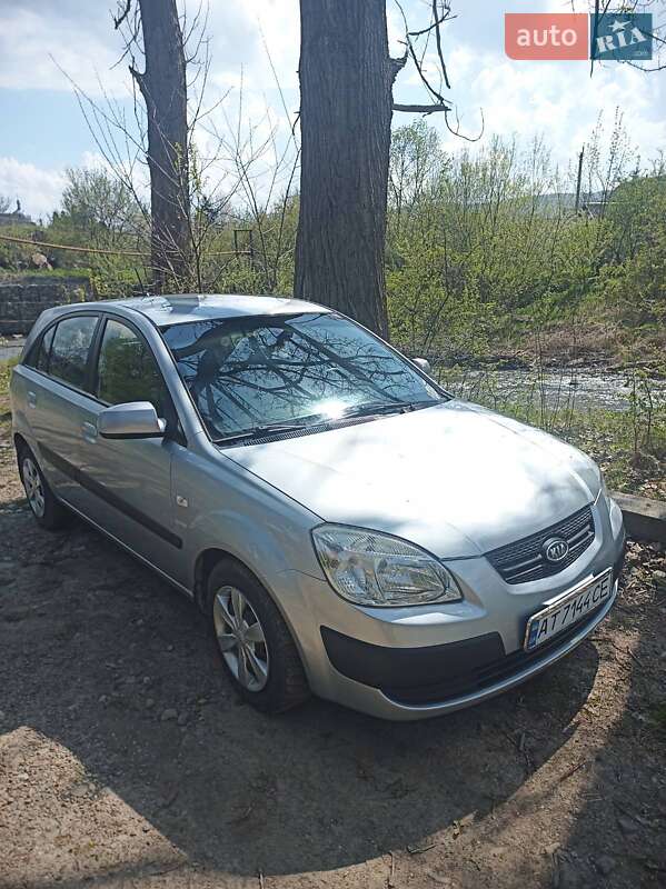 Kia Rio (2006)