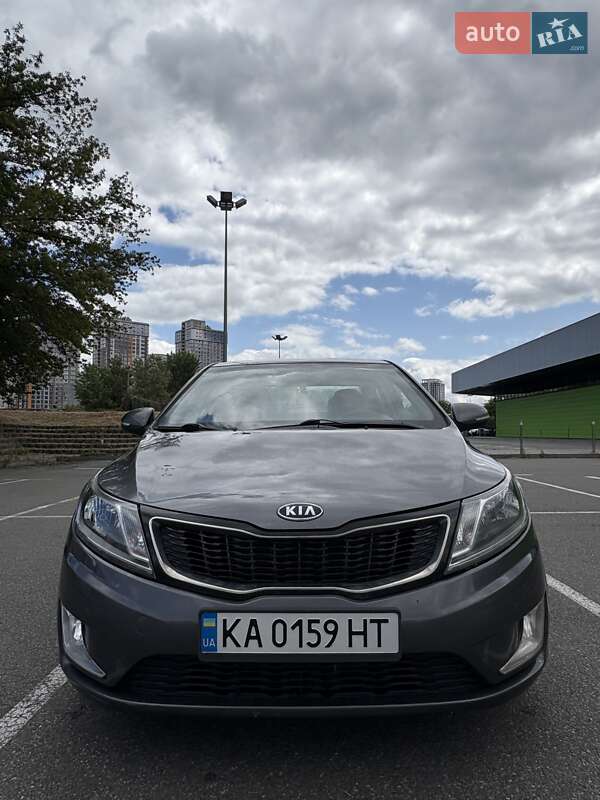 Kia Rio (2013)