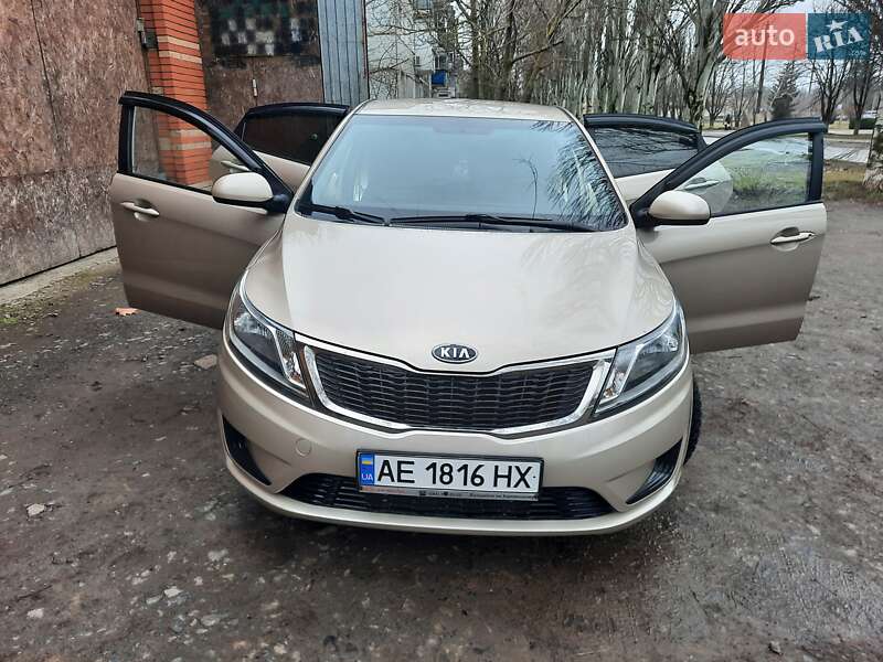 Kia Rio (2012)