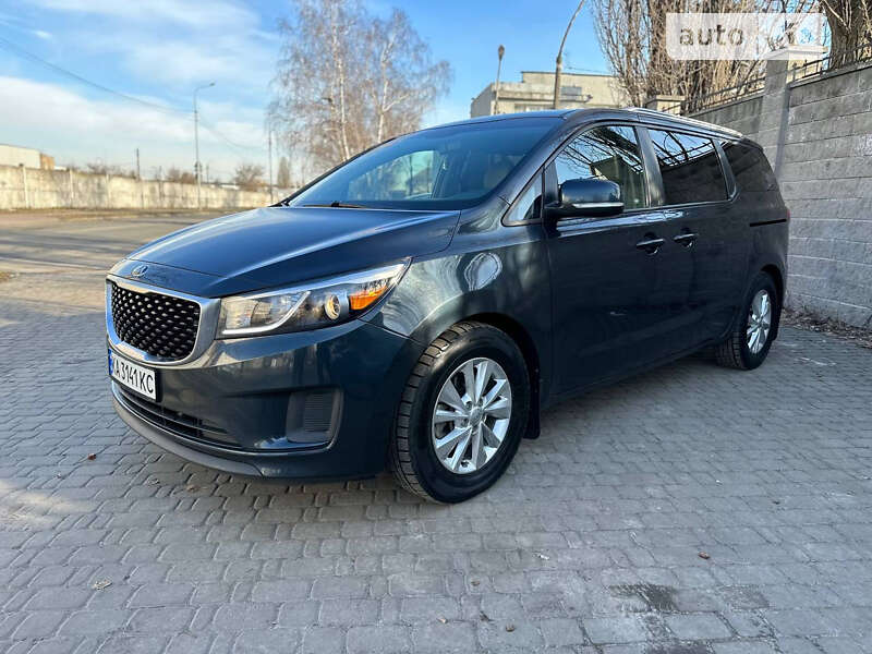 Kia Sedona (2015)