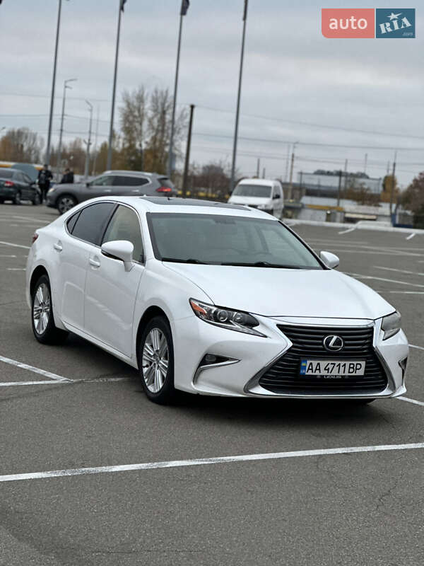 Lexus Es (2014)