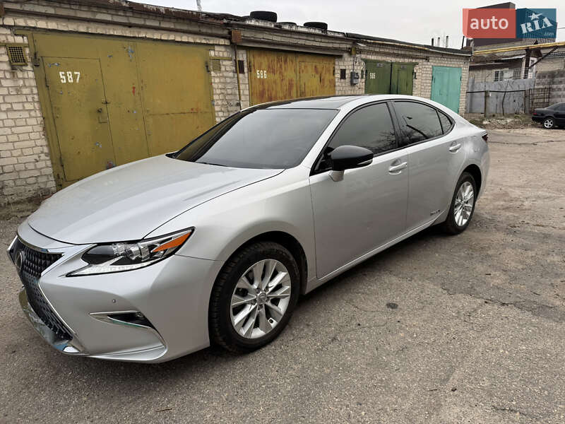 Lexus Es (2013)