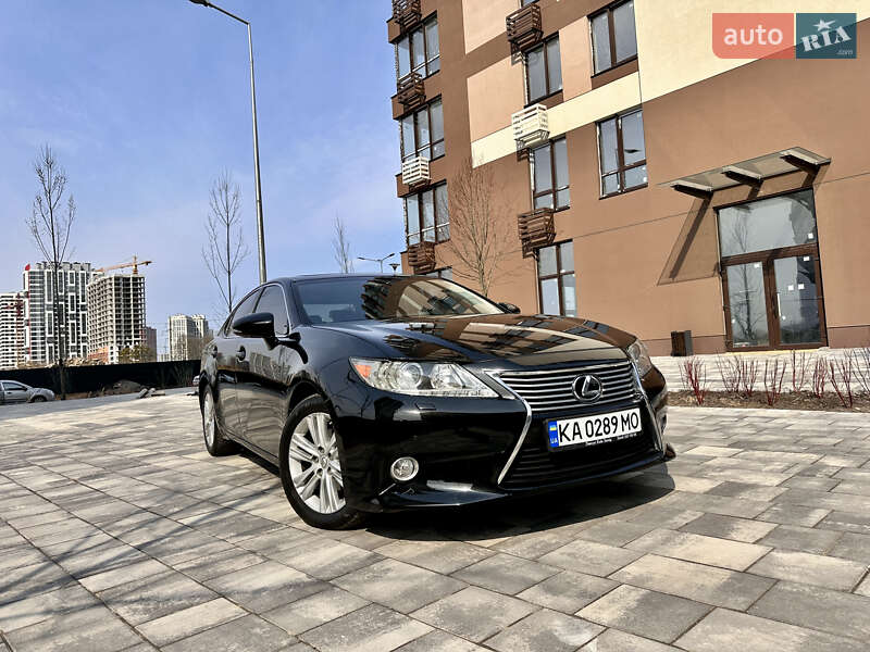 Lexus Es (2013)