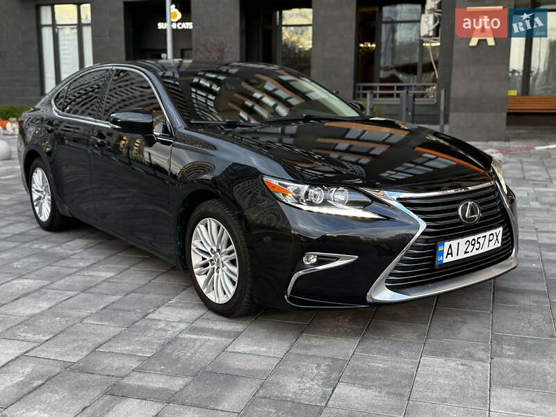 Lexus Es (2018)