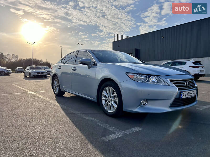 Lexus Es (2013)