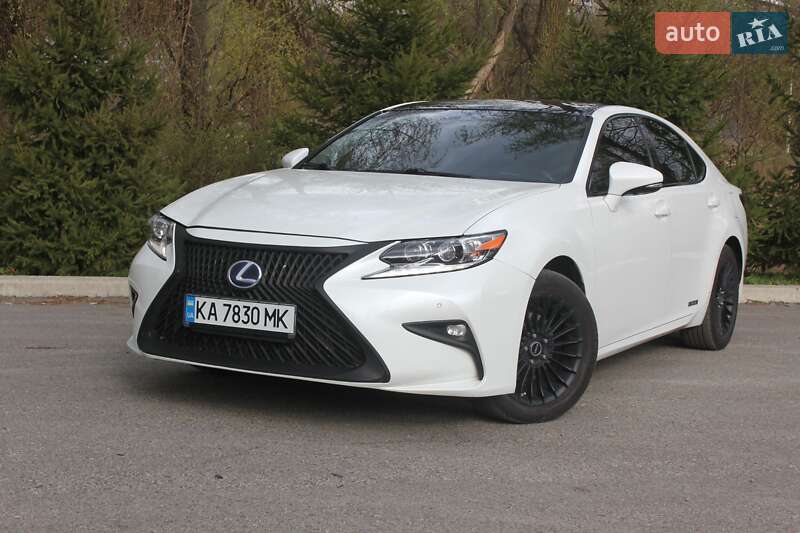 Lexus Es (2013)
