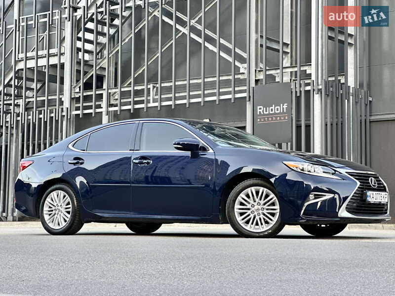 Lexus Es (2015)