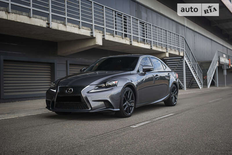 Lexus Is 300 (2015)