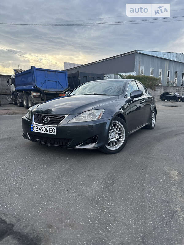 Lexus Is 250 (2005)