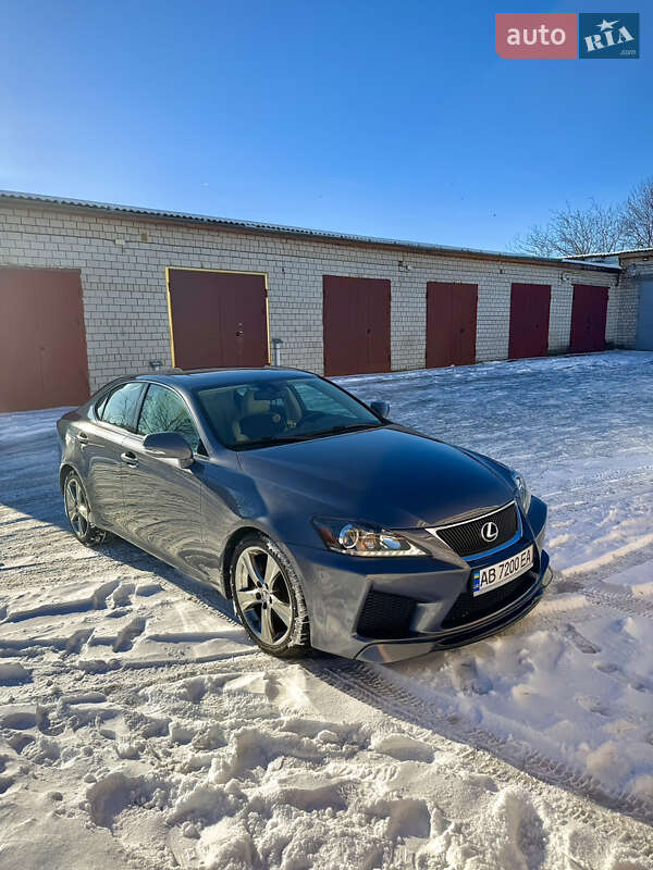Lexus Is (2011)