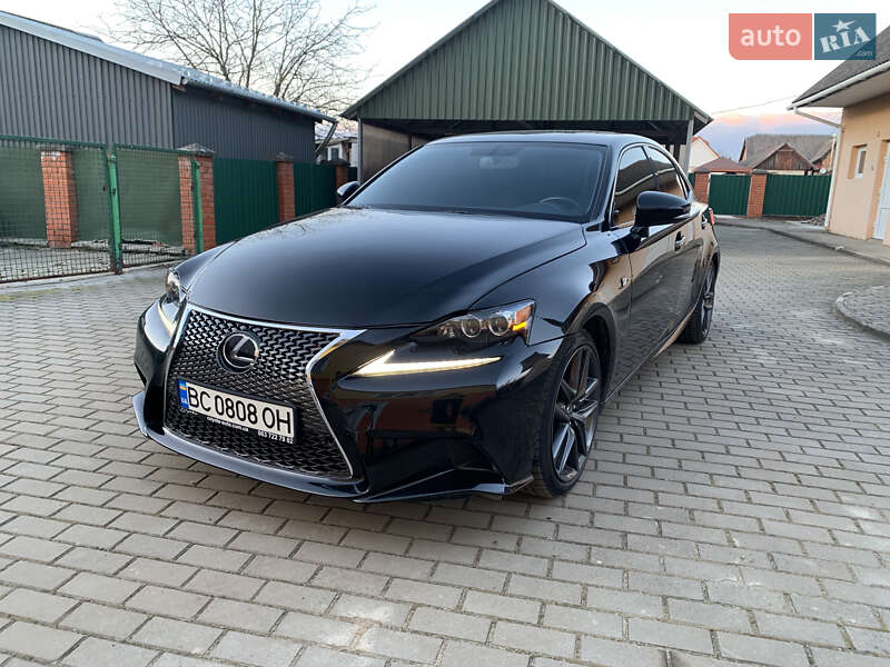 Lexus Is (2014)
