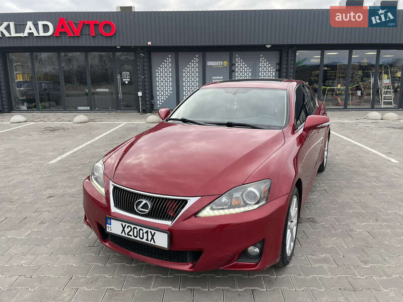 Lexus Is (2013)