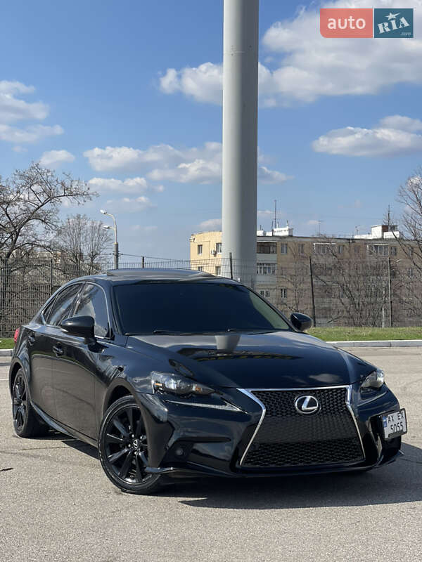 Lexus Is (2014)
