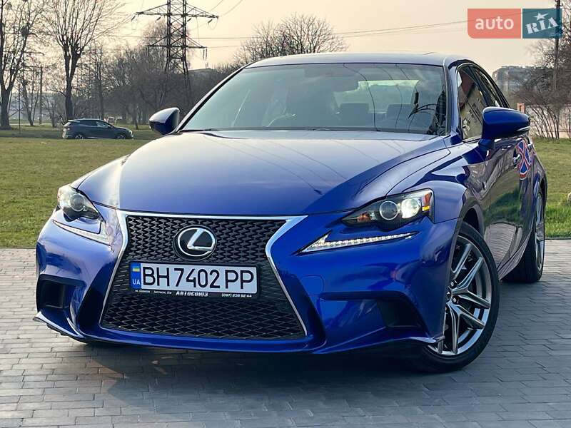 Lexus Is (2016)