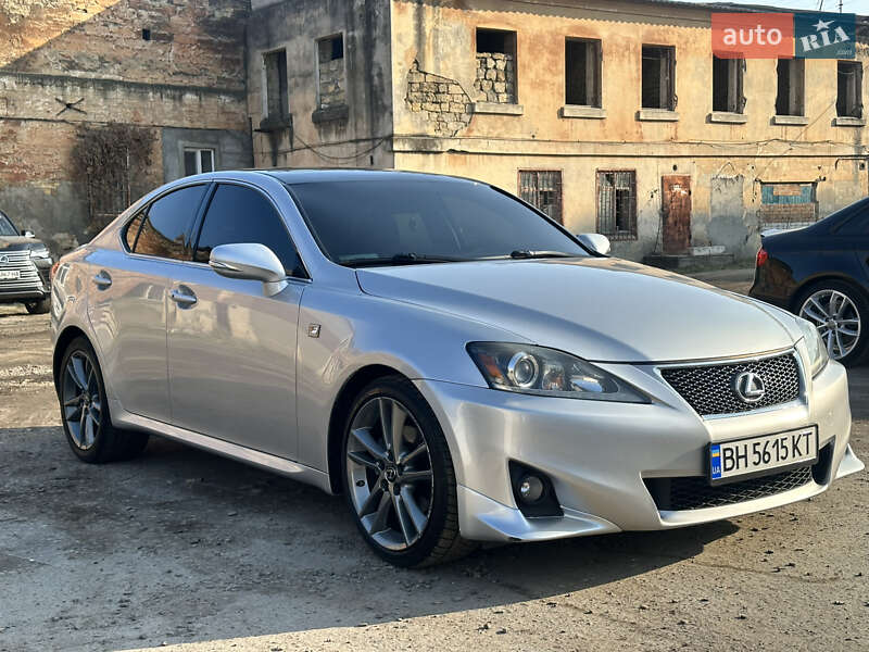 Lexus Is (2012)