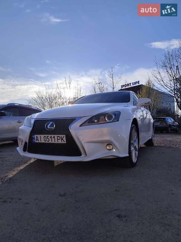 Lexus Is (2011)