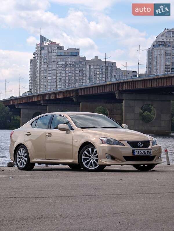 Lexus Is (2006)