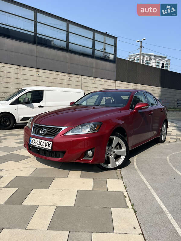 Lexus Is (2012)