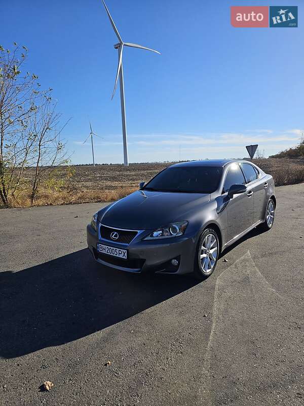 Lexus Is (2012)