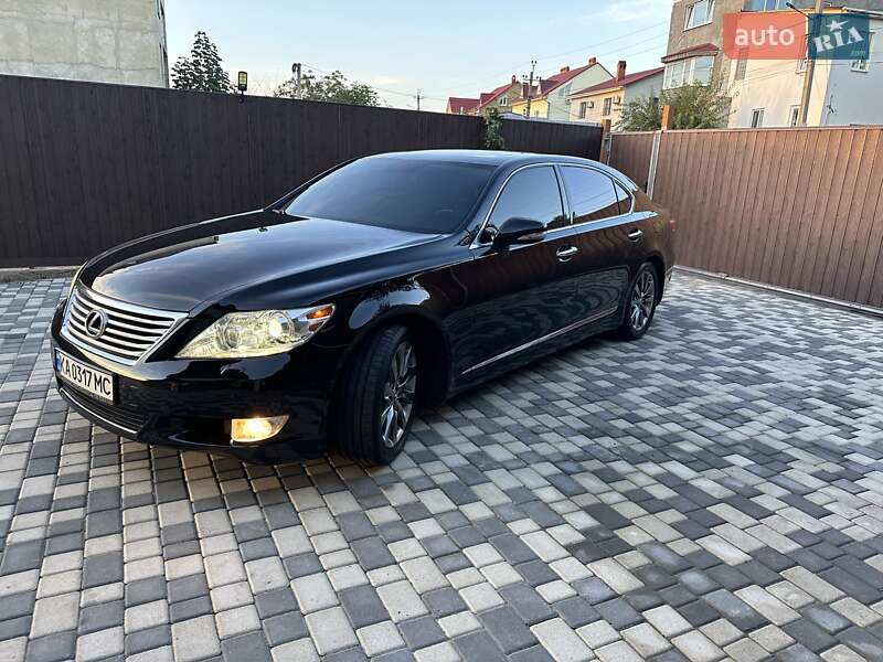 Lexus Ls 460 (2010)