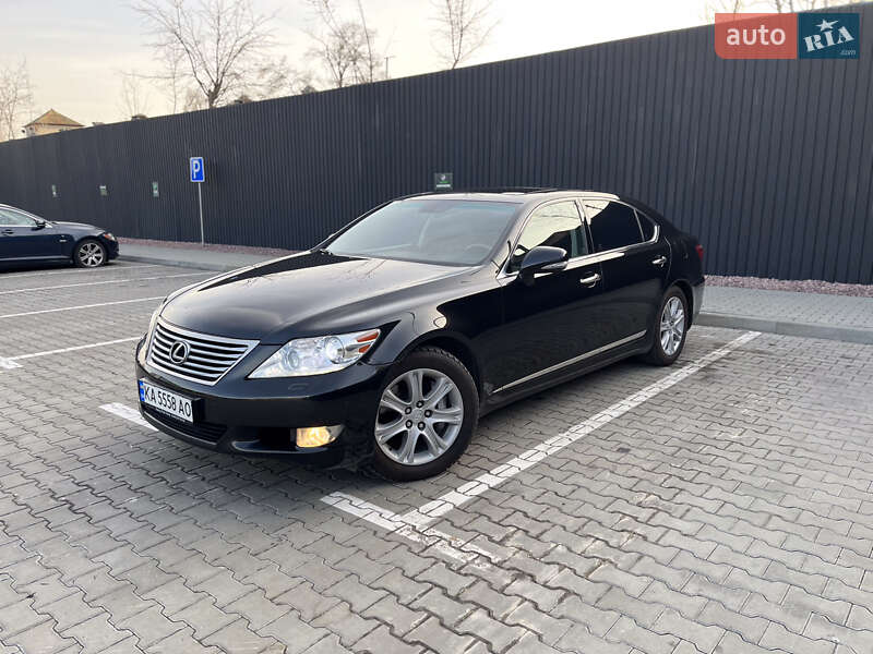 Lexus Ls (2012)