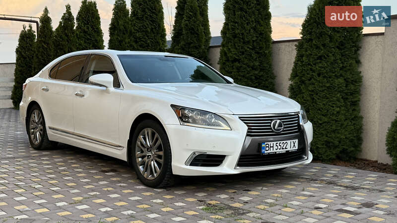 Lexus Ls (2013)