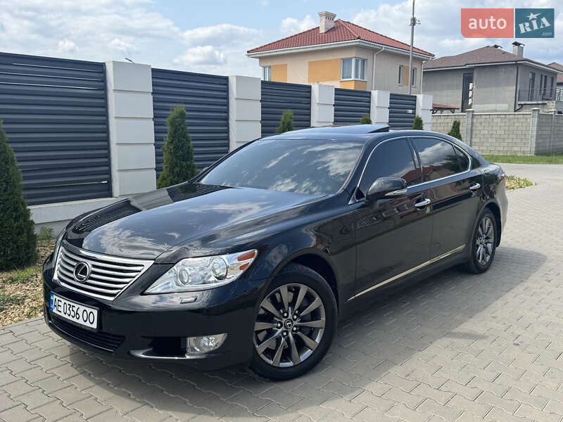 Lexus Ls (2011)