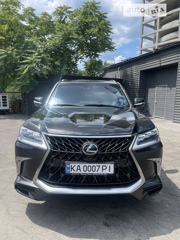 Lexus Lx 450d (2019)
