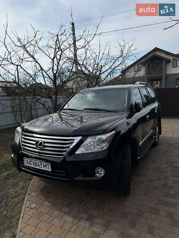 Lexus Lx (2008)