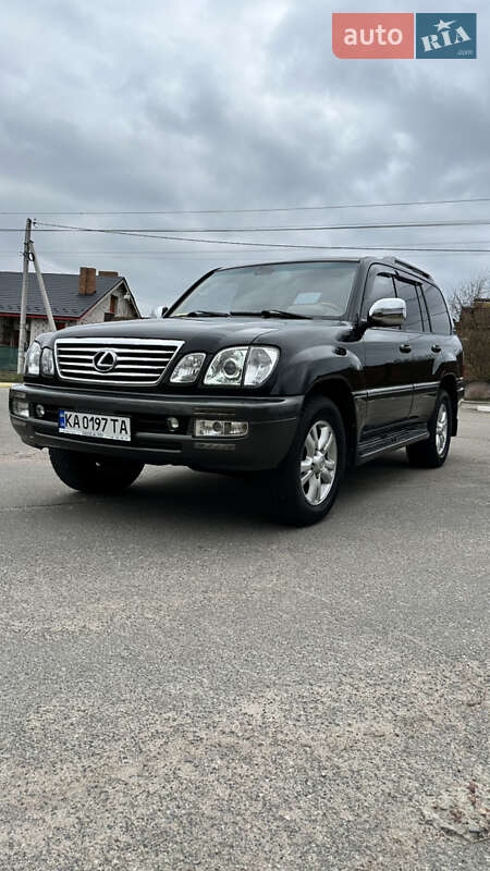 Lexus Lx (2004)