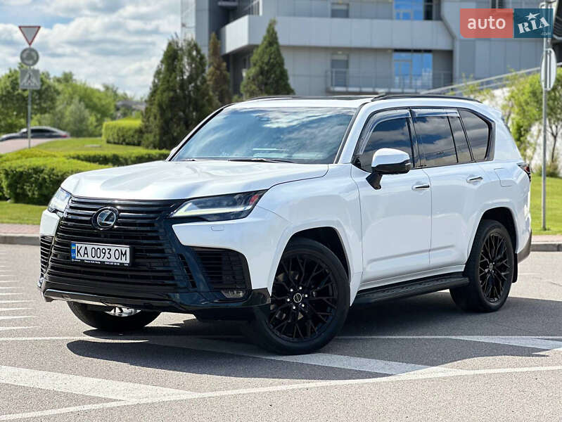 Lexus Lx (2022)