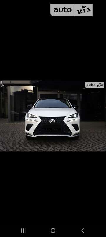 Lexus Nx 200 (2016)