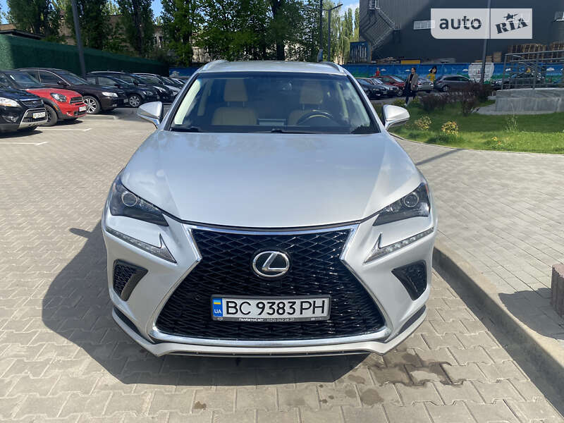 Lexus Nx 200t (2016)