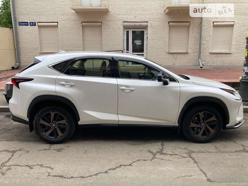 Lexus Nx 200 (2020)
