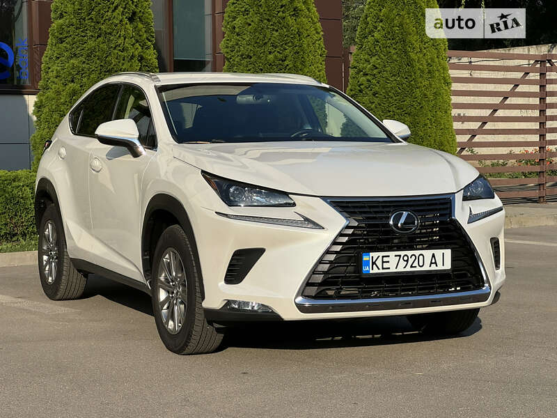 Lexus Nx 200t (2017)