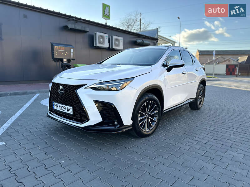 Lexus Nx (2022)