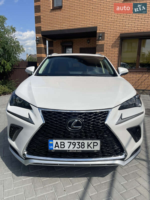 Lexus Nx (2021)