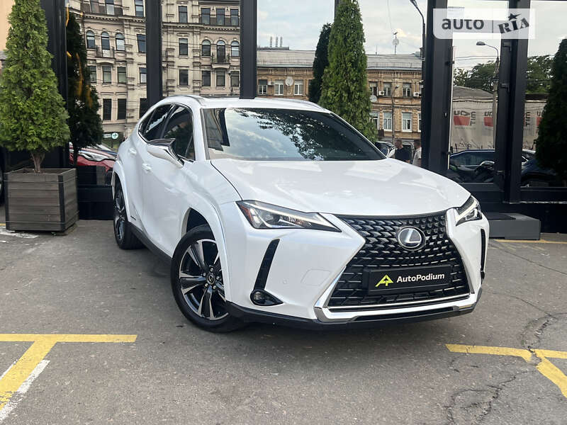 Lexus Ux (2021)