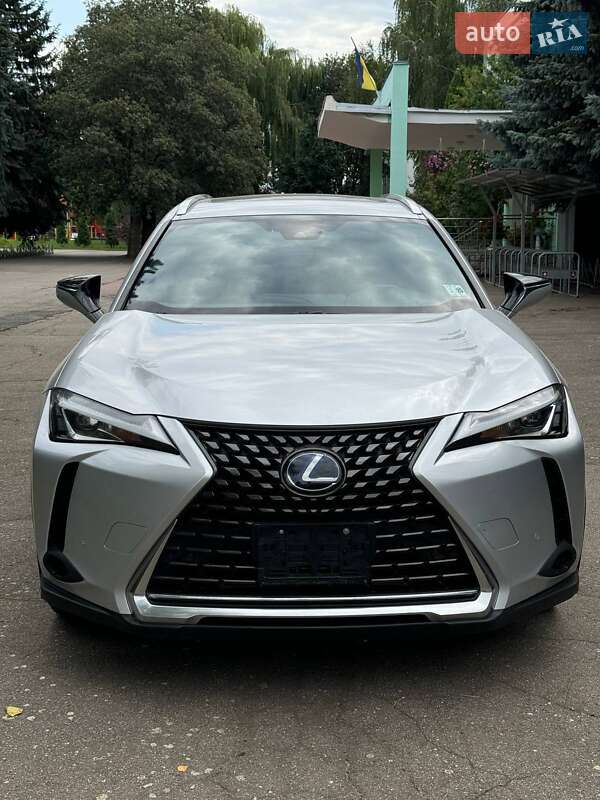 Lexus Ux (2020)