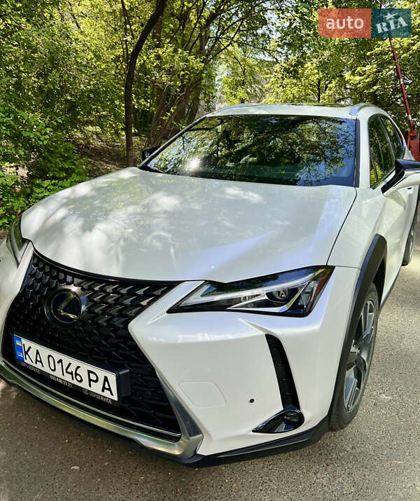 Lexus Ux (2019)