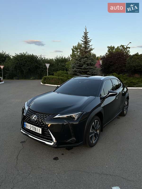 Lexus Ux (2023)