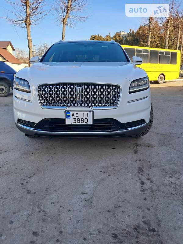 Lincoln Nautilus (2022)